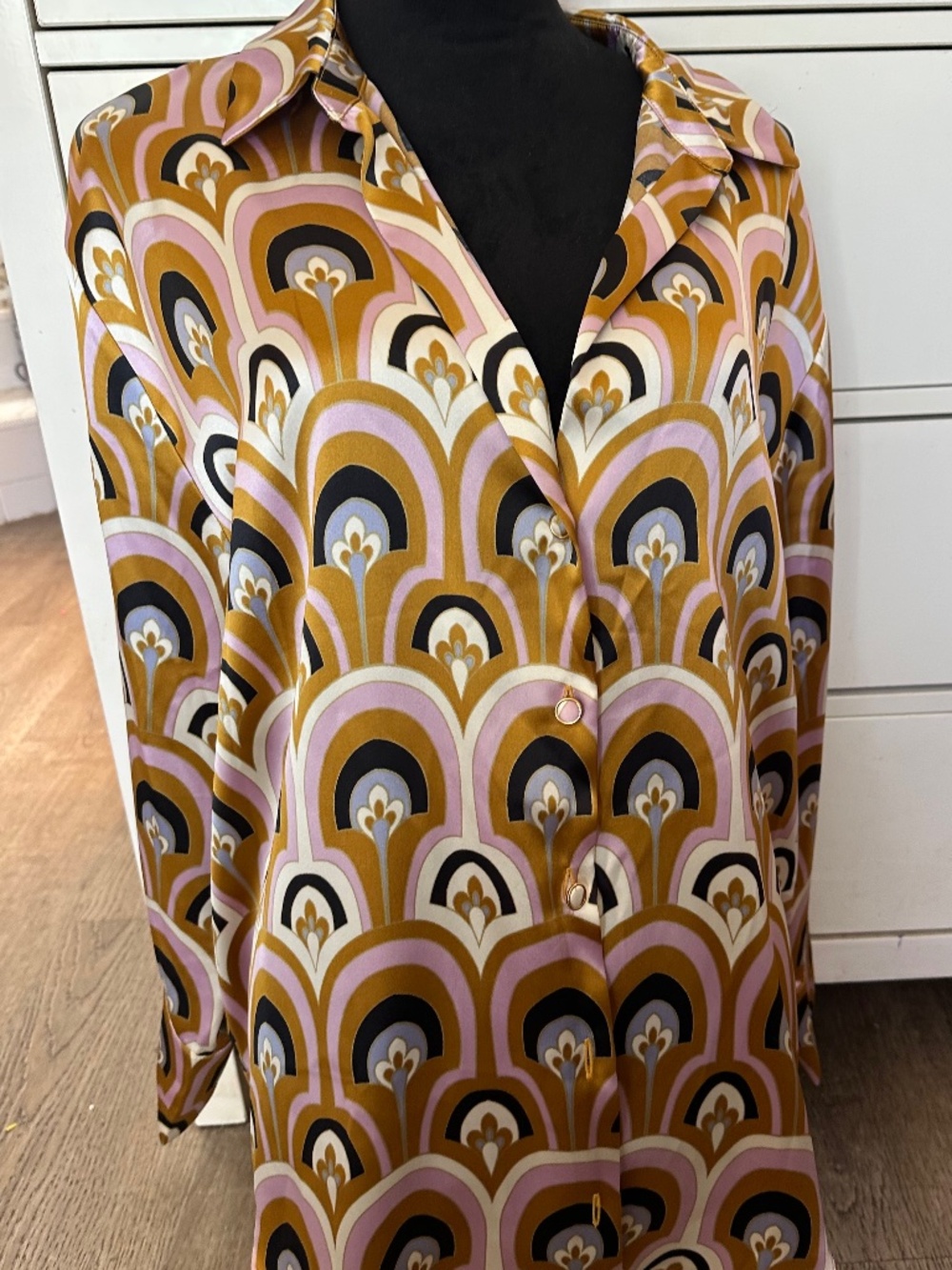 House Of Harlow 1960 art deco blouse. Like new